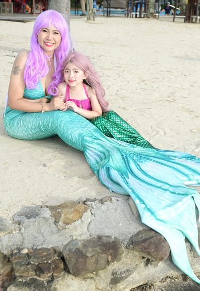 Family Mermaid Photoshoot