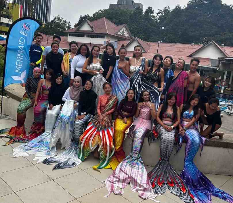 Hire a Mermaid for a Mermaid Performance or photo shoot in Malaysia